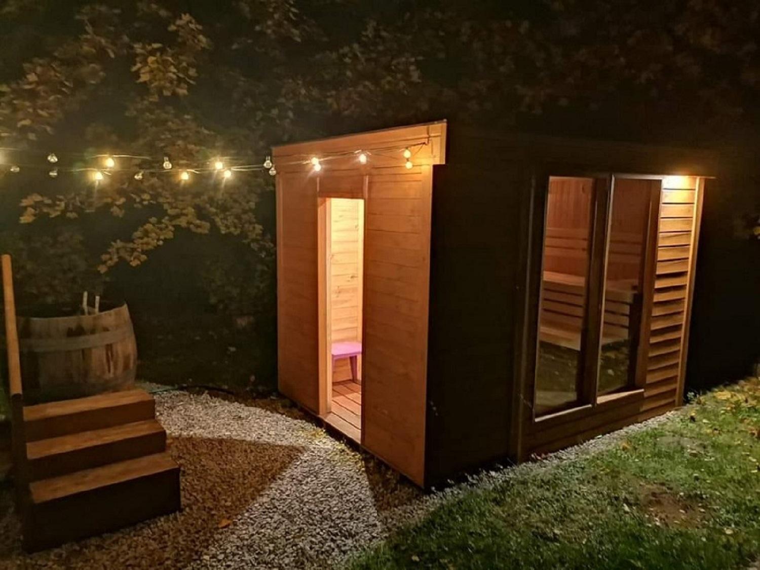 Dziki Zakatek Piskornia Dom Z Sauna エクステリア 写真